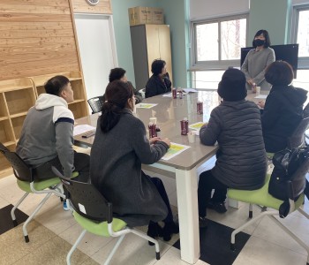 복지사각지대 발굴 및 지원체계 구축사업 &#034;이웃의 재발견&#034; 자체교육 이미지