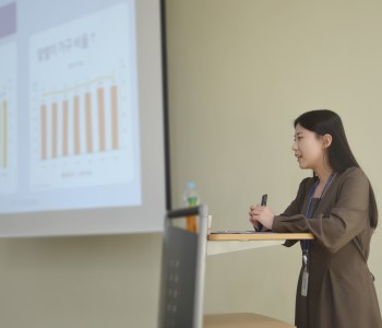 2024년 통합안내창구 운영 - 유성 돌봄사업 길라잡이 이미지