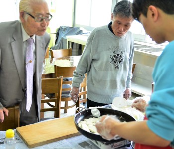 4월 &#038;quot;행복한 밥상 만들기&#038;quot; 진행 이미지