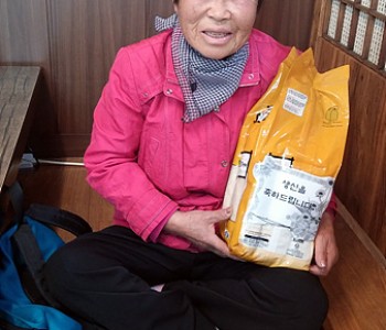 5월 어르신 생신잔치 이미지